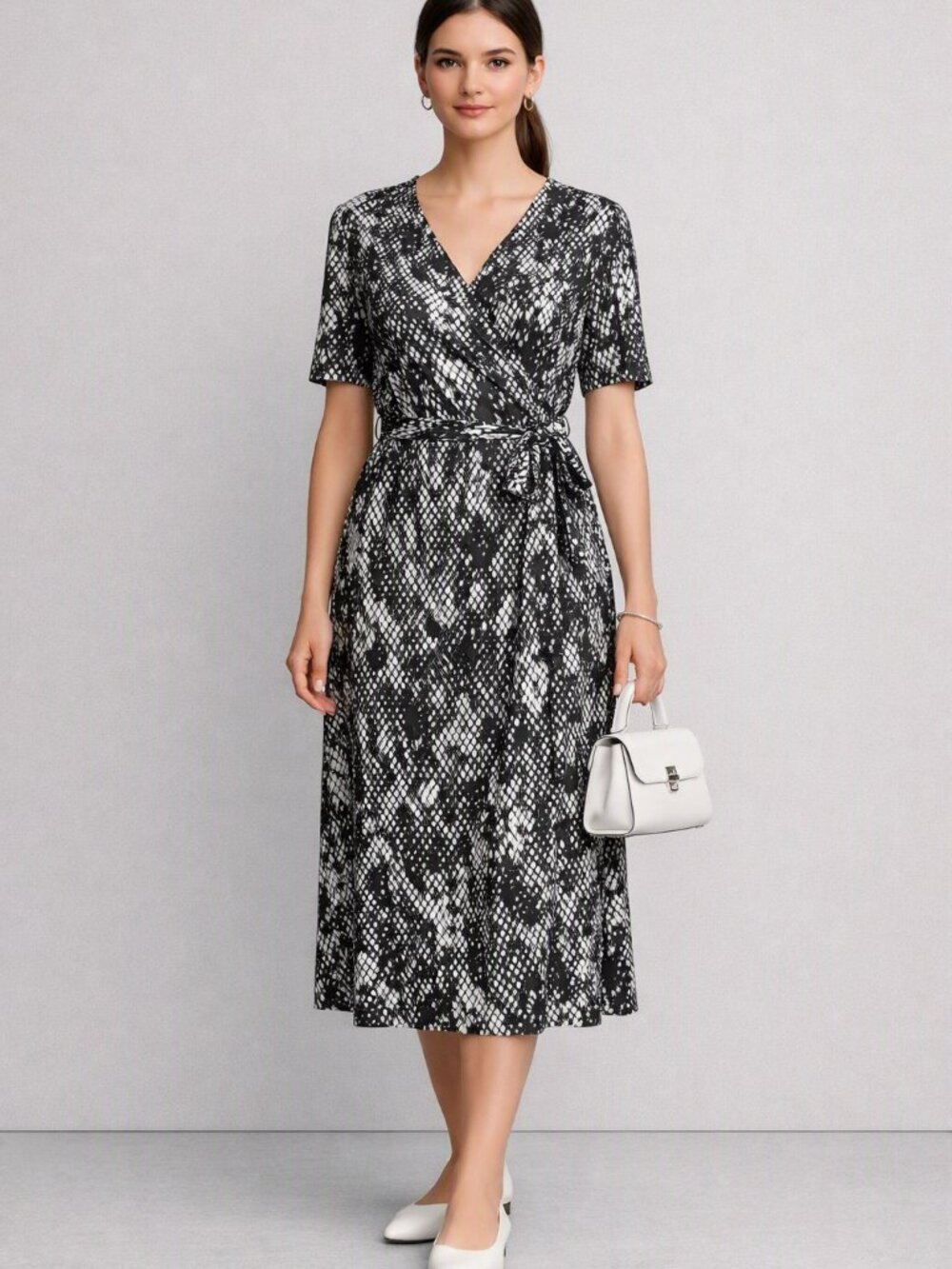 Donna Morgan Black&White Snakeskin Design Faux Wrap Knee Length Dress Size 12